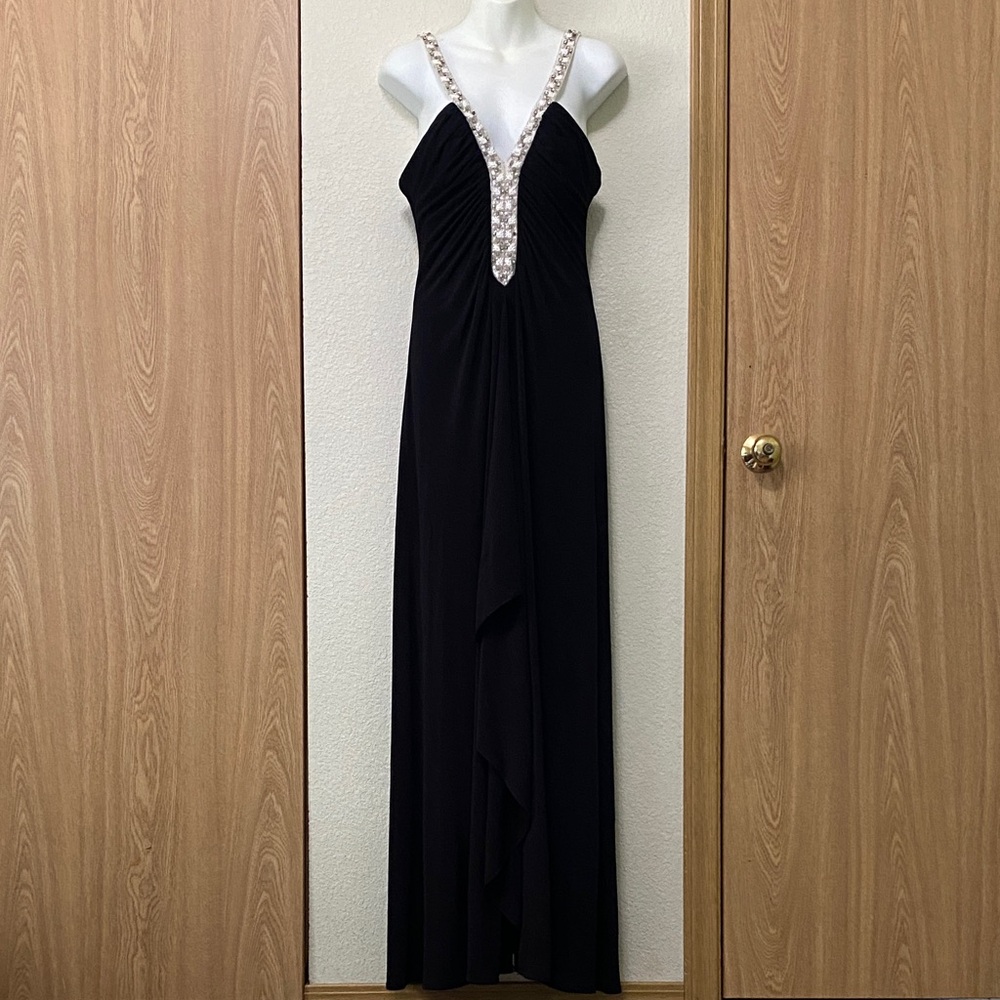 David's Bridal Black and White Plunging Neckline Embroidered Backless Dress